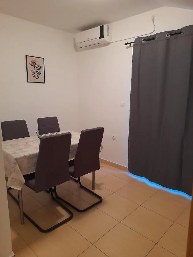 Apartments Lotus Sukošan Kroatië