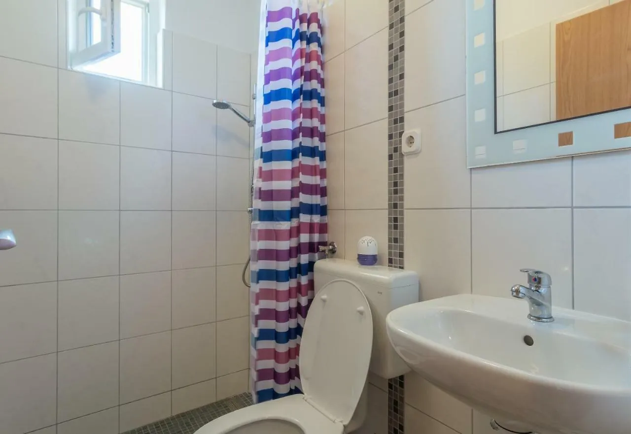 Apartments Lotus Sukošan