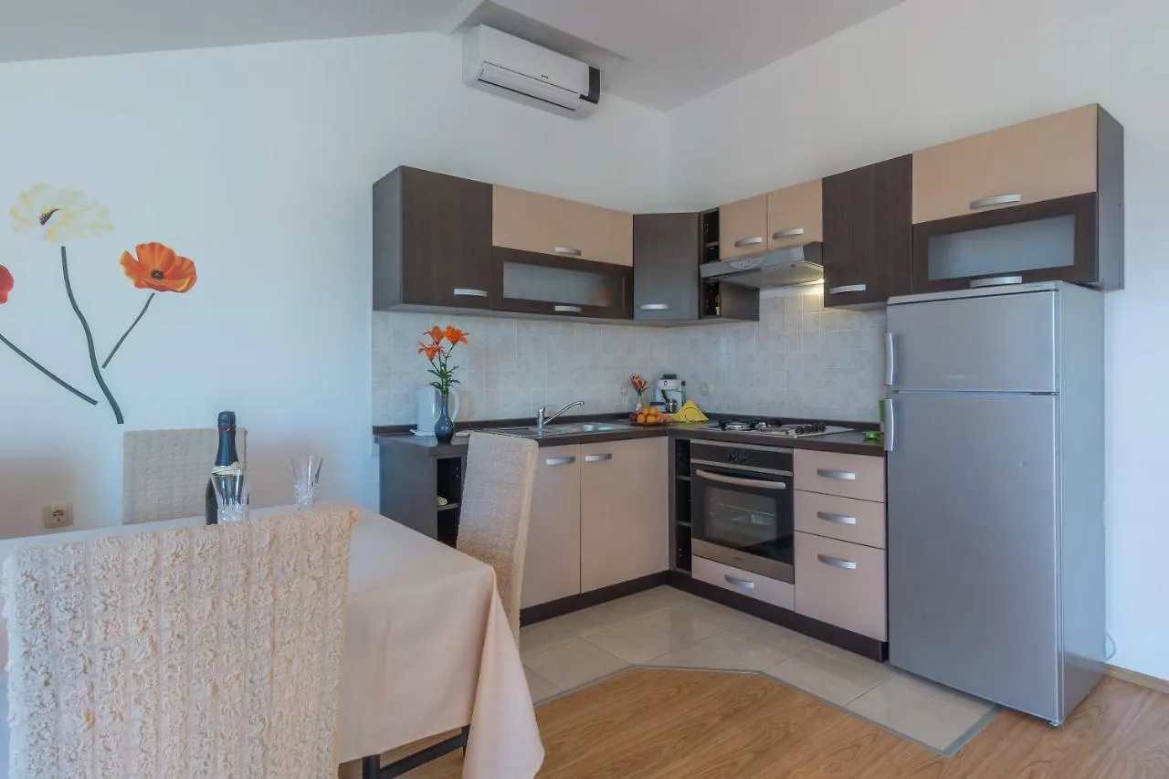 Apartments Lotus Sukošan Kroatië